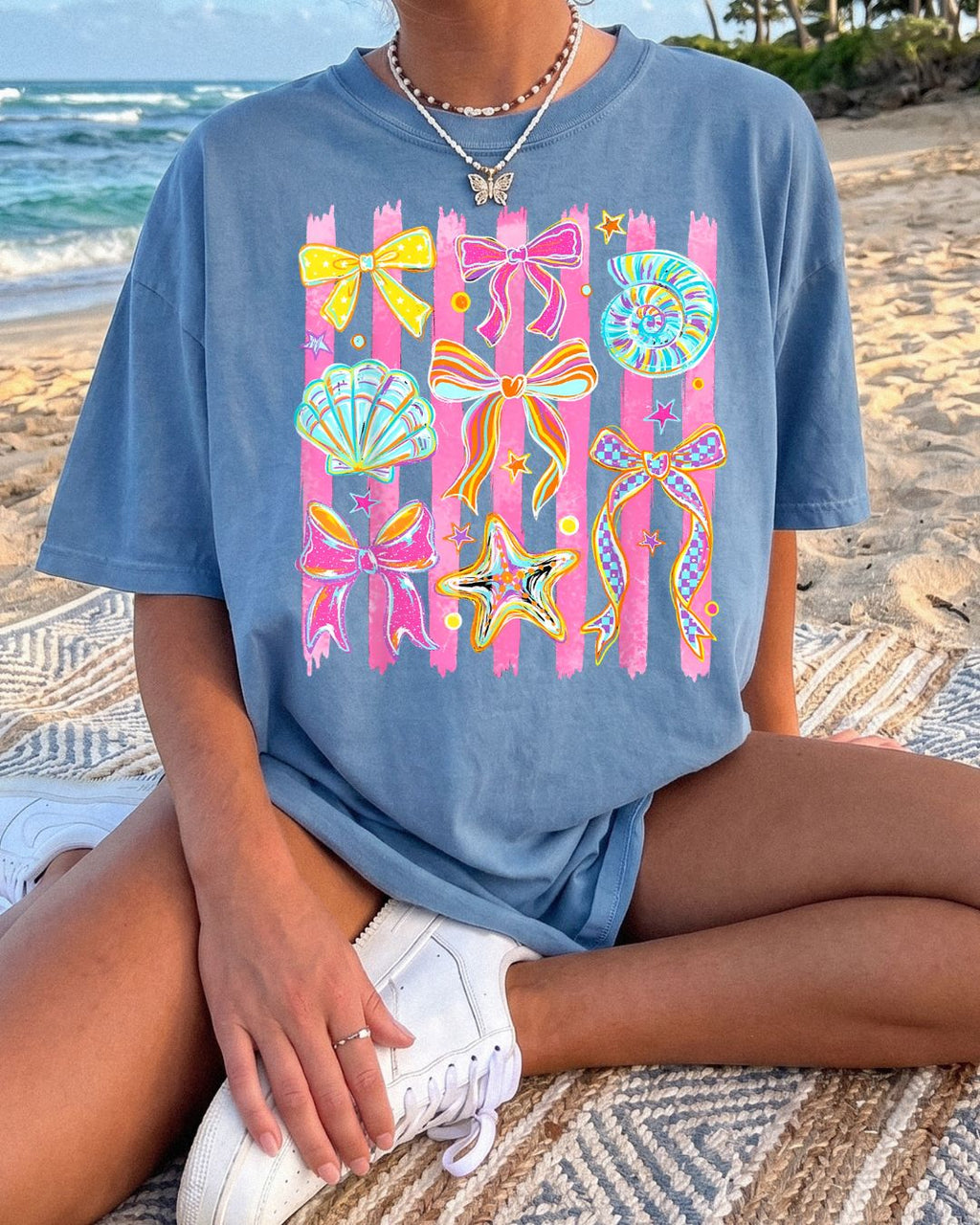 Seashells & Bows Tee